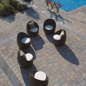 Trafalgar 60 Paver